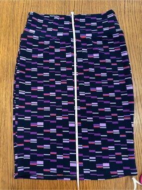 LuLaRoe Purple Multi Geometric Pencil Skirt